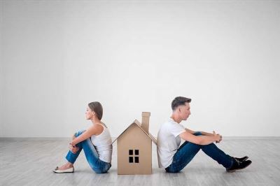 Делится ли недвижимость, если муж подарил жене?
